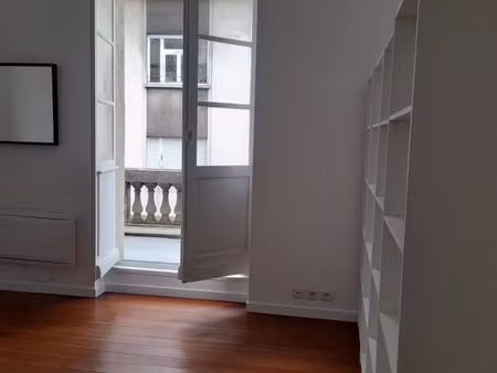 location appartement 2 pièces 41 m2 à bordeaux