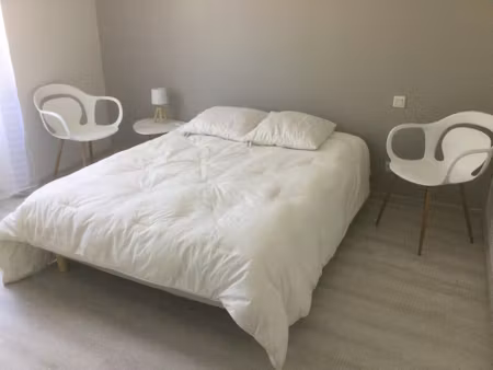 location appartement 2 pièces 45 m² à eauze (32800)