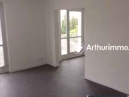 location appartement 5 pièces 84 m2 à matha