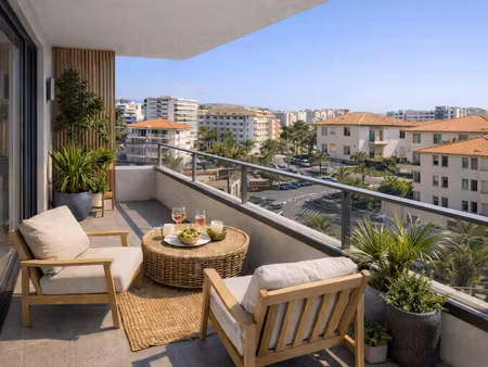 vente appartement 2 pièces 65 m² fréjus (83600)