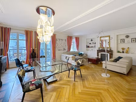 location appartement 7 pièces 284 m² à tours (37000)