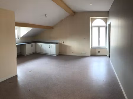 location appartement 3 pièces 88 m² à annonay (07100)