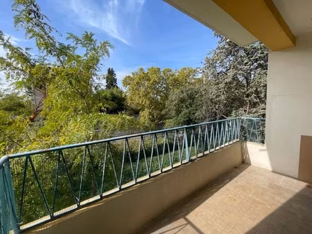 location appartement 4 pièces 59 m² à montpellier (34000)