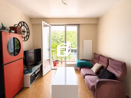 vente appartement 2 pièces 33 m² villefranche-de-rouergue (12200)