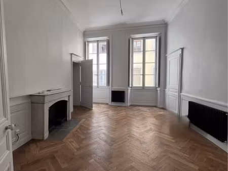 location appartement 2 pièces 60 m² à chambéry (73000)
