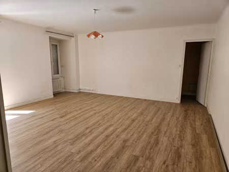 location appartement 5 pièces 100 m² à quintin (22800)