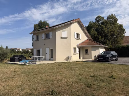 vente maison 4 pièces 120 m² les abrets en dauphiné (38490)