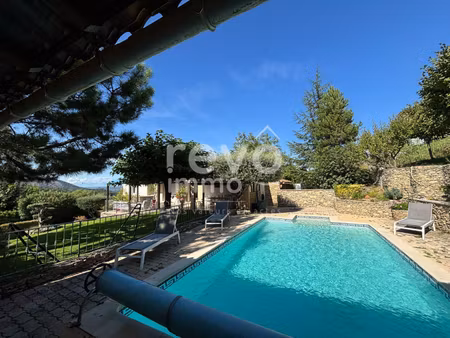 vente maison 6 pièces 160 m² malaucène (84340)