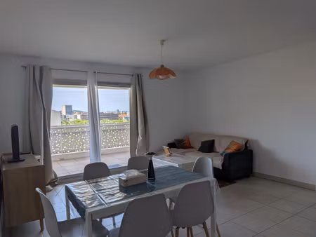 location appartement 3 pièces 61 m² à la seyne-sur-mer (83500)