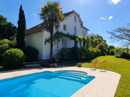 vente maison 7 pièces 180 m² morestel (38510)