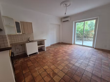 location appartement 2 pièces 31 m² à miramas (13140)
