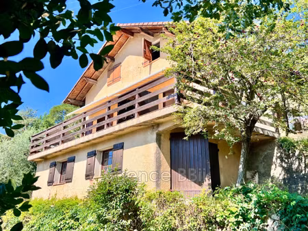 vente maison 5 pièces 90m2 lantosque 06450 - 440100 € - surface privée