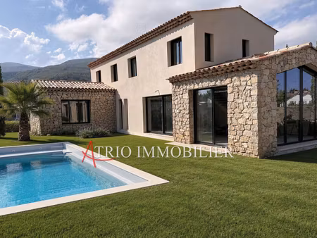 vente maison 5 pièces 135 m² vence (06140)