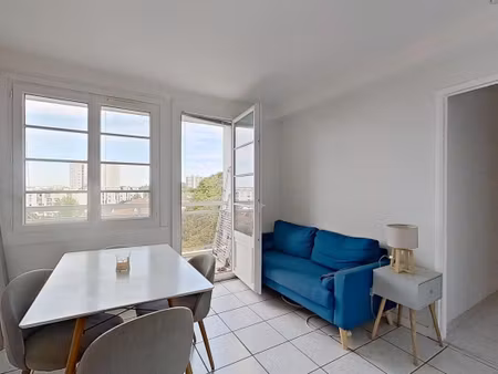 location appartement 5 pièces 81 m² à lyon 5 (69005)