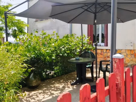 vente maison 3 pièces 84m2 la verdière 83560 - 206000 € - surface privée