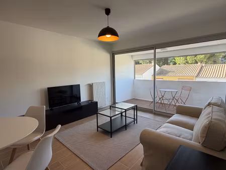 location appartement 2 pièces 45m2 sète 34200 - 800 € - surface privée