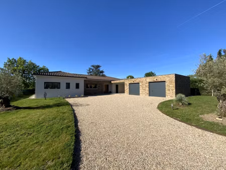 bergerac centre - maison 2025 162 m2 - terrain clos avec ter