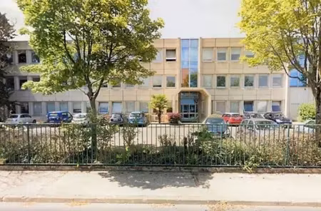 a louer - locaux d'activités et bureaux divisibles - za observatoire