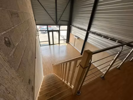 local commercial de 85m²