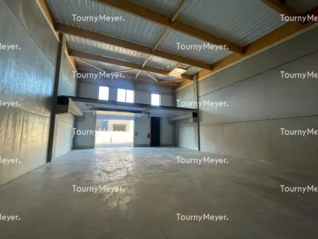 local d'activites a vendre ou a louer