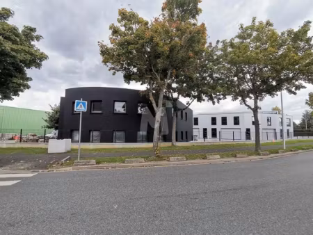 location bureau grigny 91350