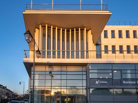 accès tout inclus à des espaces de bureau professionnels pour 1 personne à stop and work m