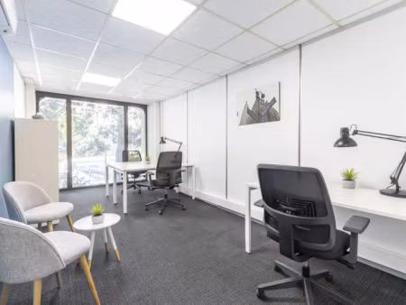 accès tout inclus à des espaces de bureau professionnels pour 5 personnes à nice city cent