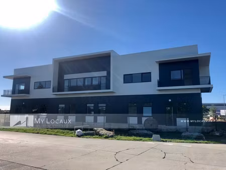 local d'activité neuf de 733 m² à proximité de la n184