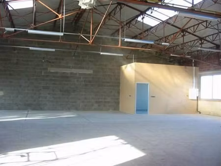 local d'activite - atelier 80m2