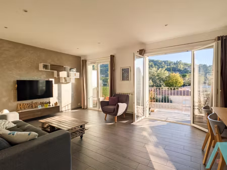 appartement t2 de 57m2 avec parking et balcon
