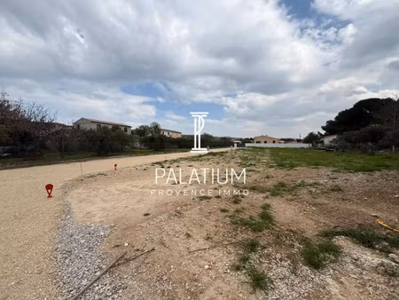 terrain constructible viabilisé à vendre
