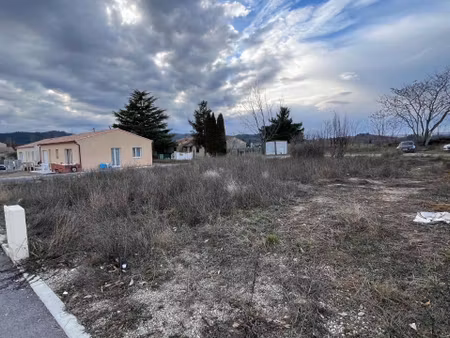 terrain constructible viabilisé à vendre