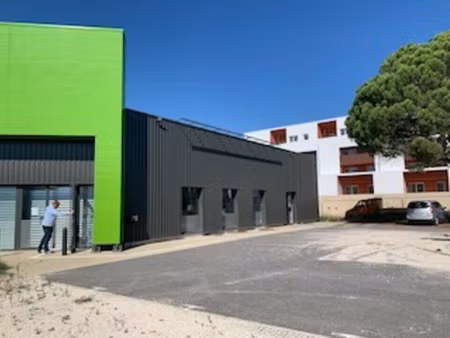 local commercial à vendre