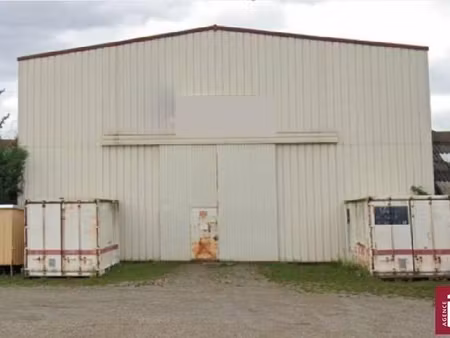 entrepôt à vendre