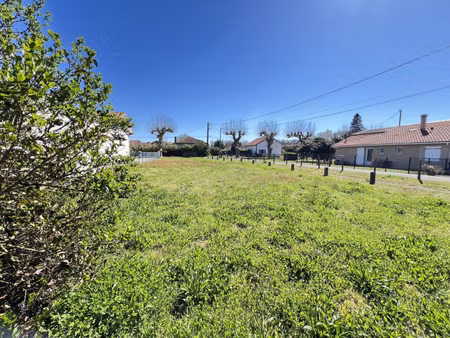 terrain à vendre