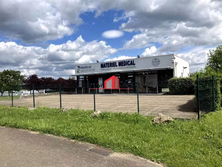 local commercial à vendre