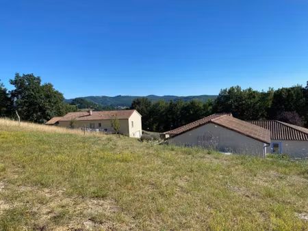 terrain constructible à vendre