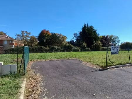 terrain constructible viabilisé à vendre