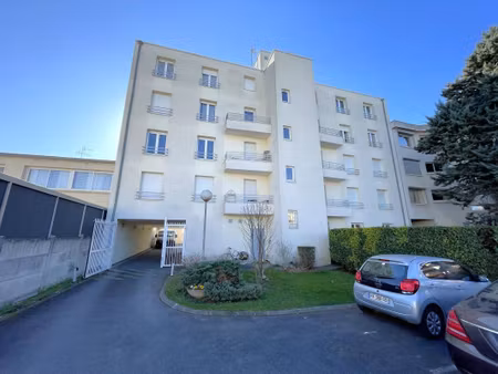 venteoulocation jaures