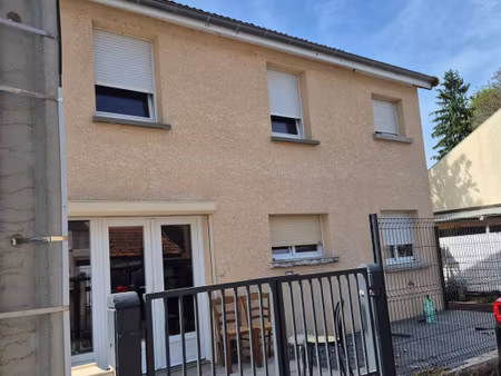 maison de ville à louer