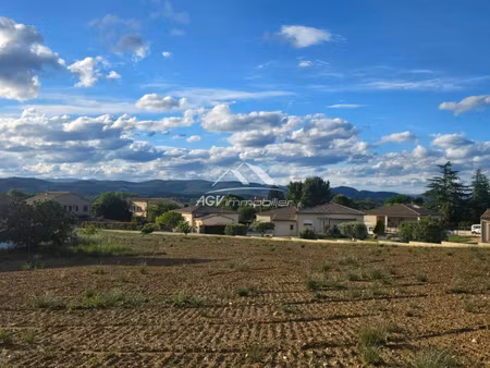 terrain à vendre
