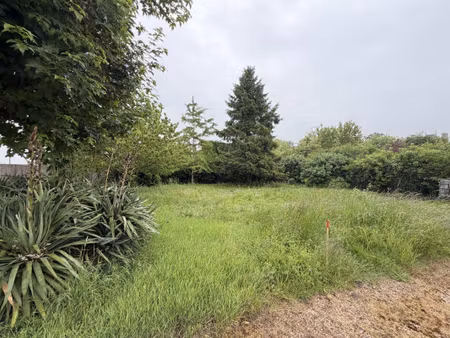 terrain constructible viabilisé à vendre
