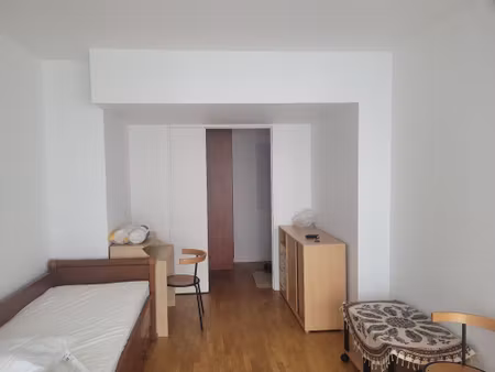 location f2 meublée à courbevoie