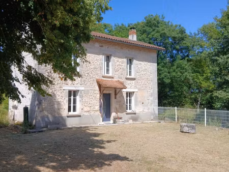 moulin avec maison  dépendances et 1.5 ha prairies