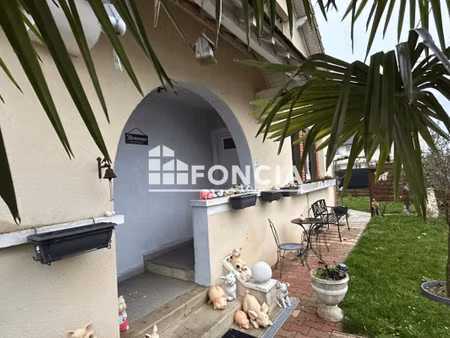 maison avec locataire en place