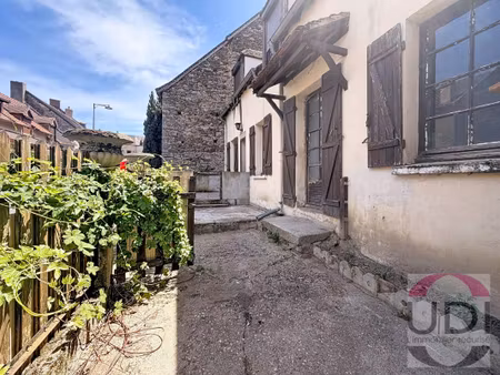 maison à vendre à saint silvain bas le roc