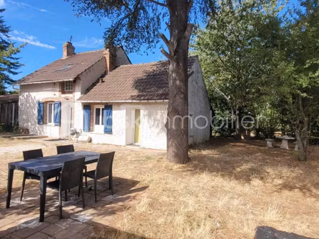 maison type longère  3 chambres  avec jardin sans vis à vis