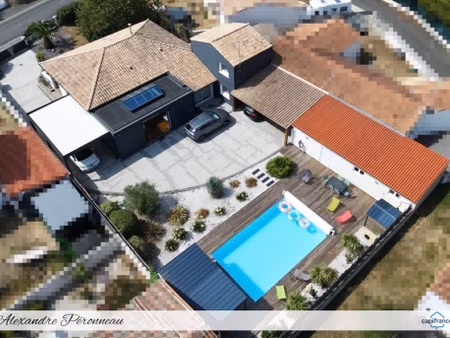 a vendre maison type réthaise 175 m²  5 chambres grand garage piscine (17)