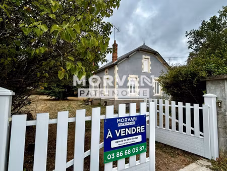maison avec dependances et beau terrain sortie de bourg tous commerces
