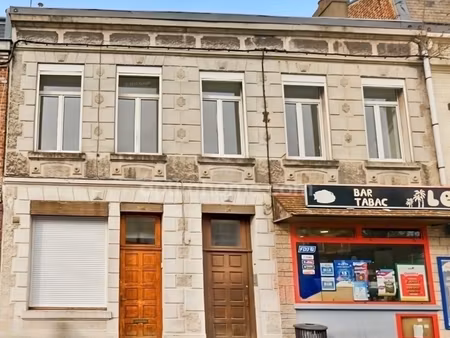 spécial investisseur – 6 logements en centre-ville – 5 t2 rénovés + maison avec garage – r